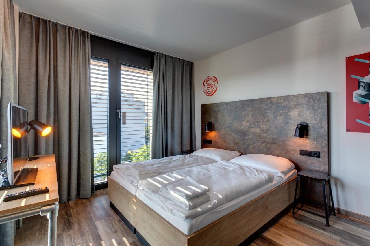 Meininger Hotel Berlin Tiergarten Esterno foto