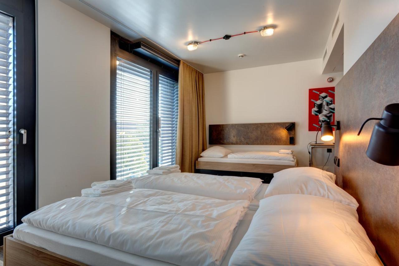 Meininger Hotel Berlin Tiergarten Esterno foto