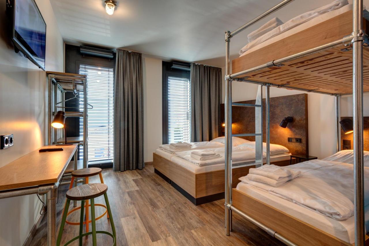 Meininger Hotel Berlin Tiergarten Esterno foto