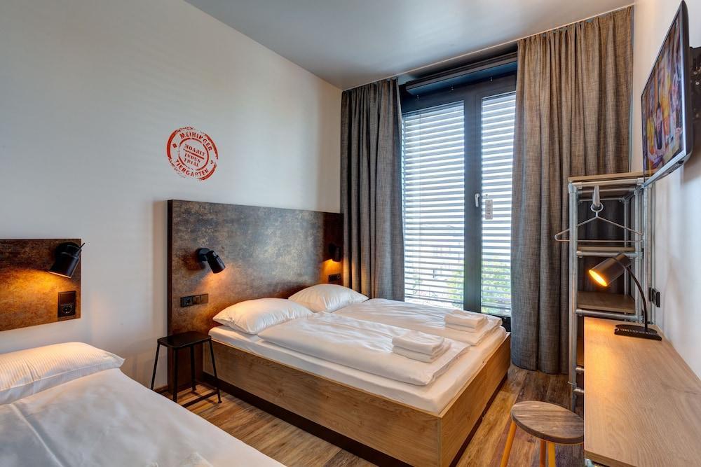 Meininger Hotel Berlin Tiergarten Esterno foto